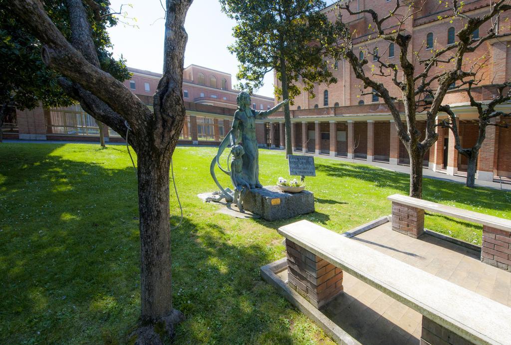 Pensión Casa La Salle - Casa Religiosa