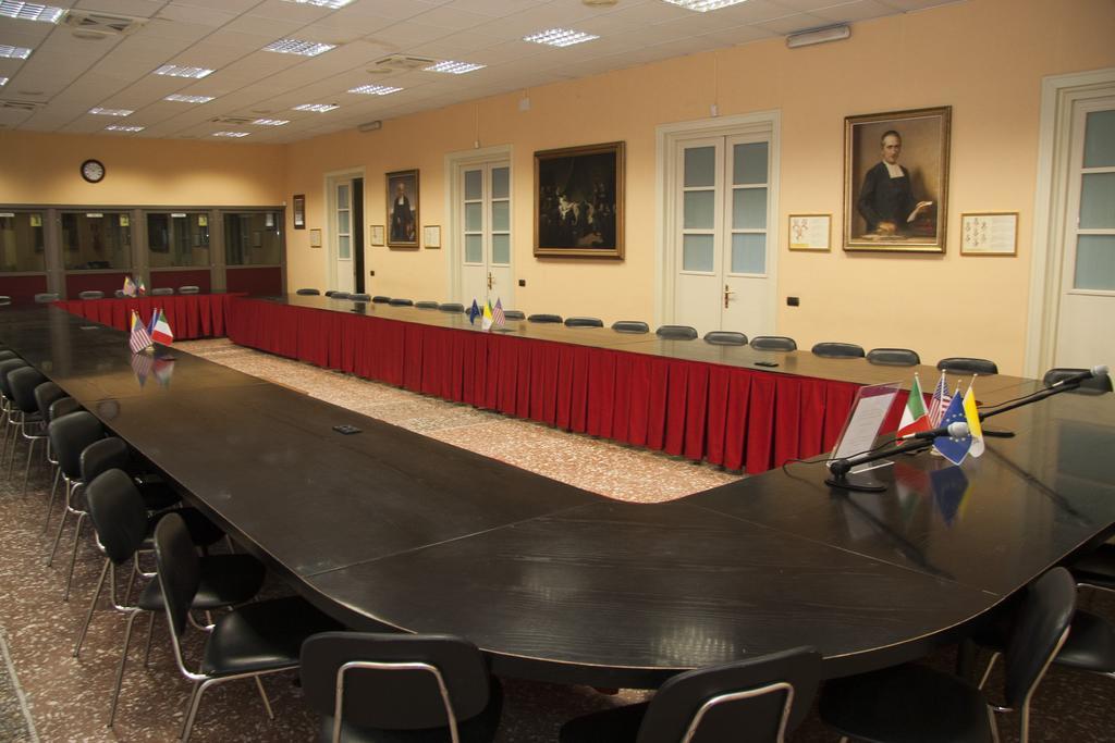 Casa La Salle - Casa Religiosa Pensión Roma