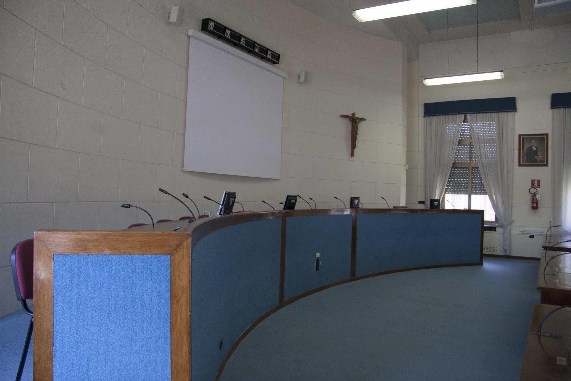 Casa La Salle - Casa Religiosa Pensión 3*